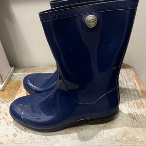 UGG Women's Sienna Rain Boots Blue, Shearling Size 10 US